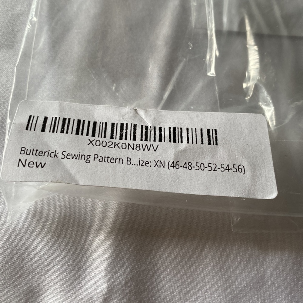 Sewing Pattern. NWT - Picture 4 of 4